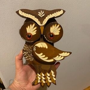 Vintage 1970’s MCM Carved Wood Owl Resin Eyes Hand Painted Wall Art 9” Tall